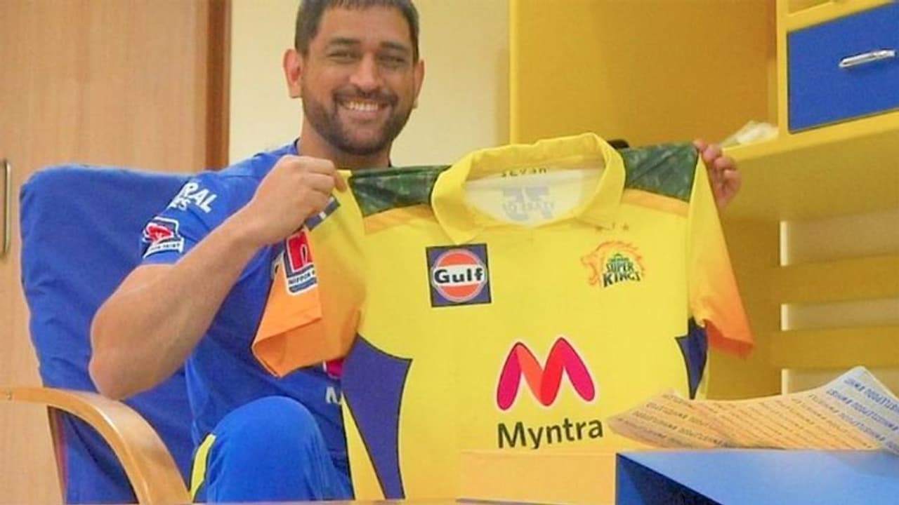 ராணுவத்திற்கு மரியாதை, புதிய ஸ்பான்சர்..! பிளாஸ்டிக்கை மறுசுழற்சி செய்து உருவாக்கப்பட்ட சிஎஸ்கே ஜெர்சி