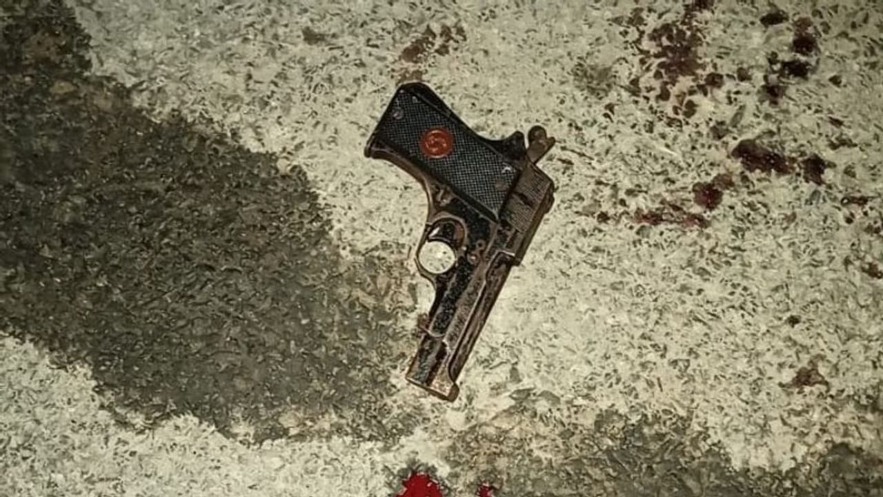 ಖಾರದ ಪುಡಿ ಎರಚಿ ತಪ್ಪಿಸಿಕೊಂಡಿದ್ದ ಕಿರಾತಕ ಎನ್ಕೌಂಟರ್! ಖಾರದ ಪುಡಿ ಎರಚಿ ತಪ್ಪಿಸಿಕೊಂಡಿದ್ದ ಕಿರಾತಕ ಎನ್ಕೌಂಟರ್!