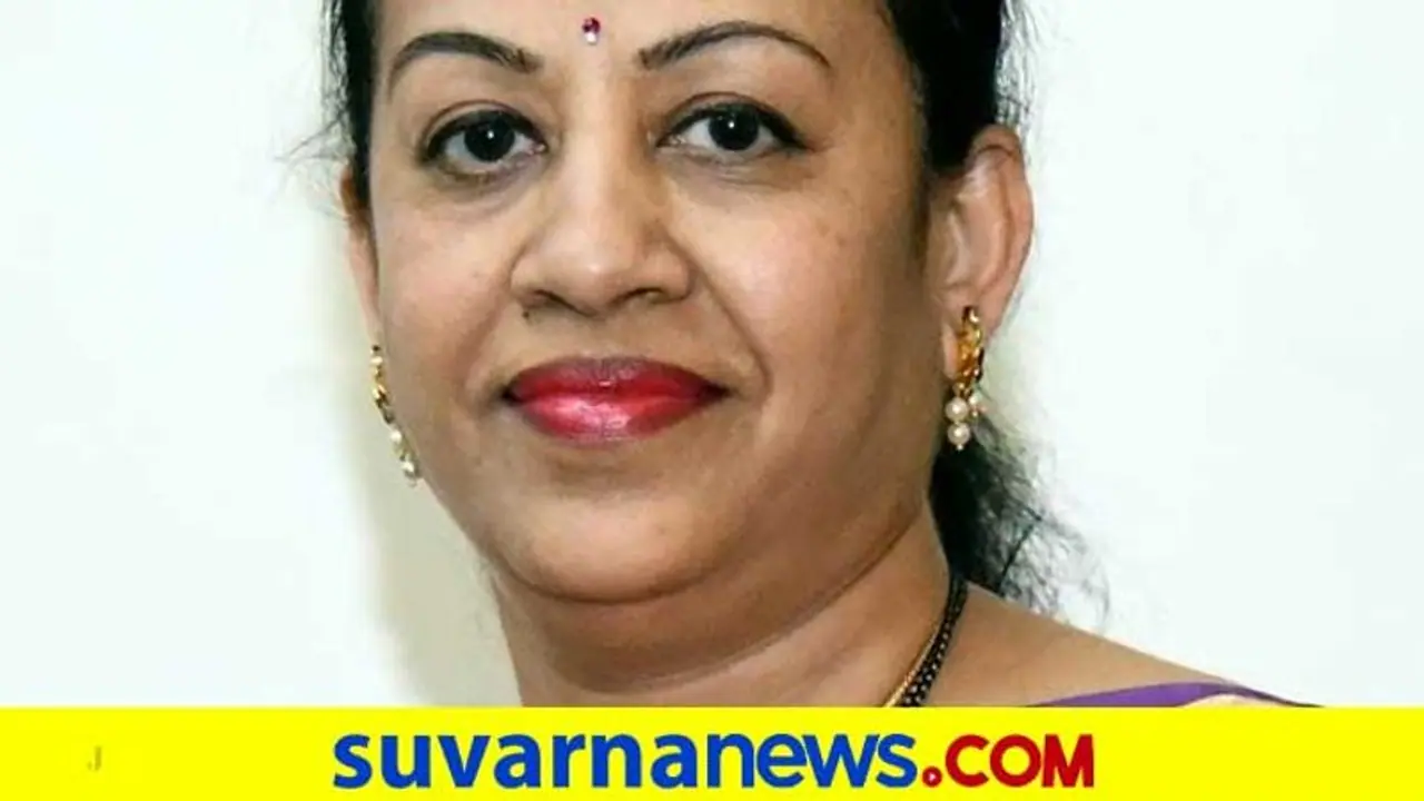 ಸುರೇಶ್ ಅಂಗಡಿ ಪತ್ನಿ, ಬೆಳಗಾವಿ ಬಿಜೆಪಿ ಅಭ್ಯರ್ಥಿಗೆ ಕೊರೋನಾ ದೃಢ ಸುರೇಶ್ ಅಂಗಡಿ ಪತ್ನಿ, ಬೆಳಗಾವಿ ಬಿಜೆಪಿ ಅಭ್ಯರ್ಥಿಗೆ ಕೊರೋನಾ ದೃಢ