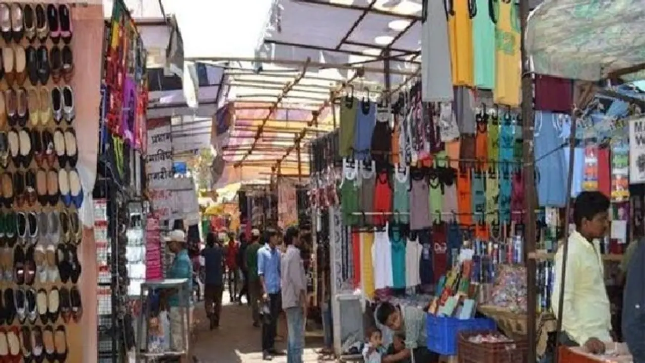 করোনার কোপ ঈদের বাজারে, চরম ক্ষতি ব্যবসায়ীদের করোনার কোপ ঈদের বাজারে, চরম ক্ষতি ব্যবসায়ীদের