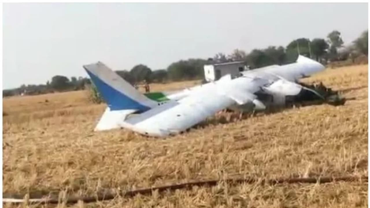 Today's Update : ऑस्ट्रेलिया में हल्का विमान दुर्घटनाग्रस्त, हादसे में 2 बच्चों समेत 4 की मौत Today's Update : ऑस्ट्रेलिया में हल्का विमान दुर्घटनाग्रस्त, हादसे में 2 बच्चों समेत 4 की मौत