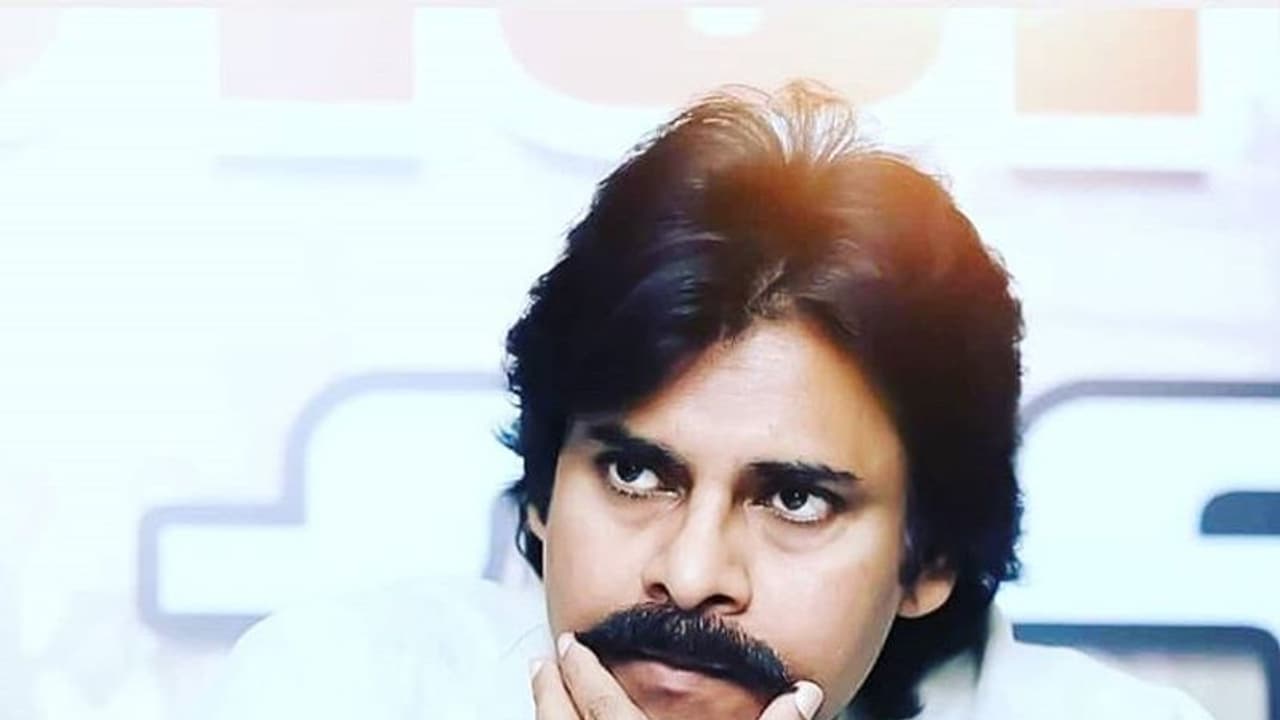 తిరుపతి ఉప ఎన్నిక: జనసేన లేకుంటే కష్టమే.. పవన్ను దువ్వుతున్న బీజేపీ నేతలు తిరుపతి ఉప ఎన్నిక: జనసేన లేకుంటే కష్టమే.. పవన్ను దువ్వుతున్న బీజేపీ నేతలు