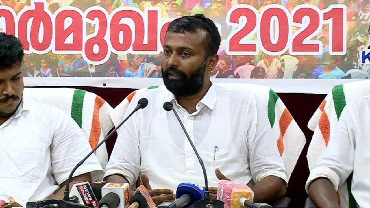 ബിജെപി വോട്ട് അഭ്യര്ത്ഥിച്ച് തലശ്ശേരിയിലെ സ്വതന്ത്രൻ സിഒടി നസീര്; പിന്തുണ നൽകി ബിജെപി ബിജെപി വോട്ട് അഭ്യര്ത്ഥിച്ച് തലശ്ശേരിയിലെ സ്വതന്ത്രൻ സിഒടി നസീര്; പിന്തുണ നൽകി ബിജെപി