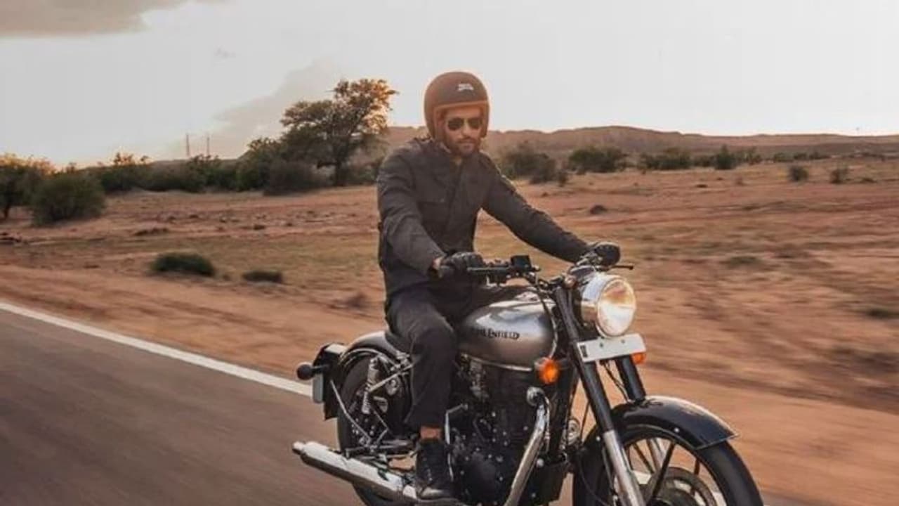 Royal Enfield: वापस होंगी ये गाड़ियां, इसी कमी के कारण कंपनी ने लिया वापस बुलाने का फैसला Royal Enfield: वापस होंगी ये गाड़ियां, इसी कमी के कारण कंपनी ने लिया वापस बुलाने का फैसला