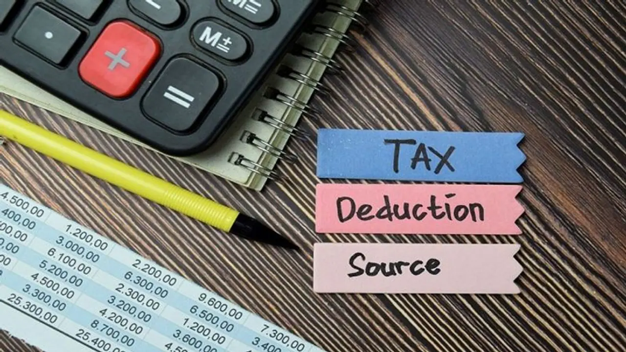 ಟಿಡಿಎಸ್ ವಿನಾಯ್ತಿಗೆ WhatsAppನಲ್ಲಿ ಫಾರ್ಮ್ 15G/H ಸಲ್ಲಿಕೆಗೆ ಅವಕಾಶ; ಆದರೆ,ಈ ಬ್ಯಾಂಕ್ ಗ್ರಾಹಕರಿಗೆ ಮಾತ್ರ! ಟಿಡಿಎಸ್ ವಿನಾಯ್ತಿಗೆ WhatsAppನಲ್ಲಿ ಫಾರ್ಮ್ 15G/H ಸಲ್ಲಿಕೆಗೆ ಅವಕಾಶ; ಆದರೆ,ಈ ಬ್ಯಾಂಕ್ ಗ್ರಾಹಕರಿಗೆ ಮಾತ್ರ!