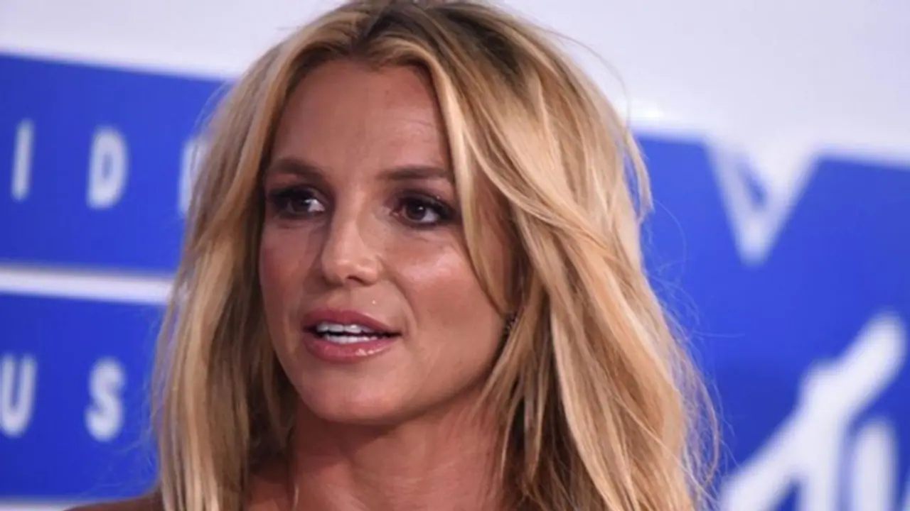 Pop singer Britney Spears says "I Want My Life Back", urges judge to end guardianship