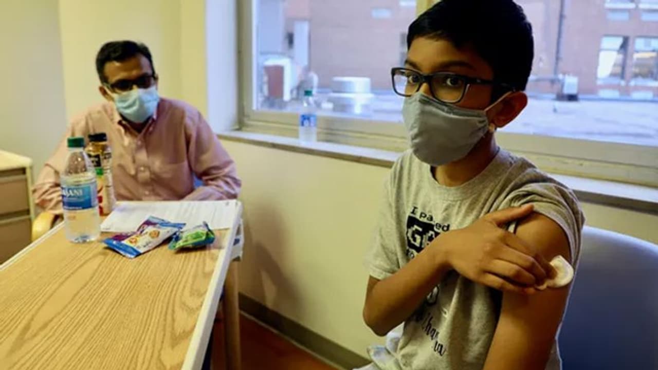 अब बच्चों को भी लग सकेगी वैक्सीन, इस कंपनी ने कहा हमारा टीका 12 से 15 साल के बच्चों पर 100% कारगर अब बच्चों को भी लग सकेगी वैक्सीन, इस कंपनी ने कहा हमारा टीका 12 से 15 साल के बच्चों पर 100% कारगर