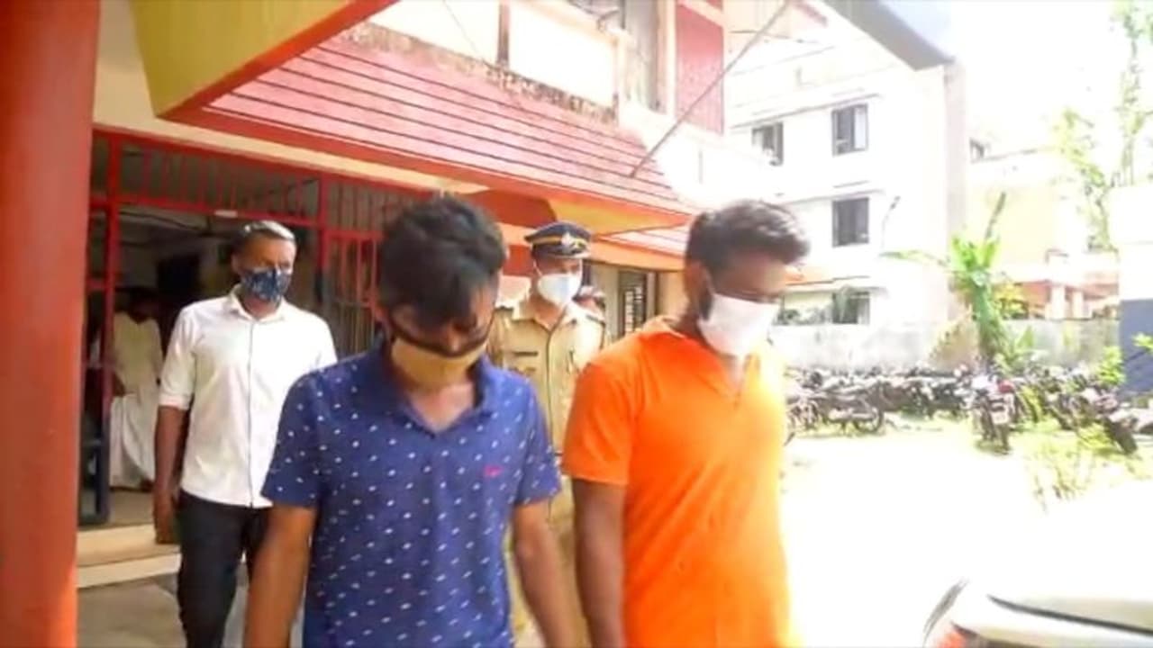 അന്തർസംസ്ഥാന മോഷണസംഘം തിരുവനന്തപുരത്ത് പിടിയിൽ അന്തർസംസ്ഥാന മോഷണസംഘം തിരുവനന്തപുരത്ത് പിടിയിൽ