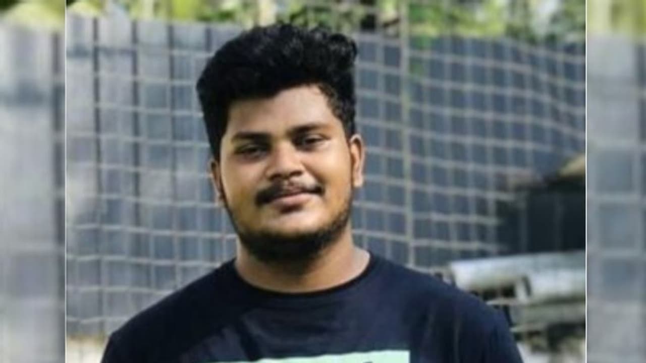 സ്കൂളിൽ നിന്ന് വിനോദ യാത്രക്ക് പോയ മലപ്പുറം സ്വദേശിയായ വിദ്യാർഥി ഇടുക്കിയിൽ മുങ്ങി മരിച്ചു സ്കൂളിൽ നിന്ന് വിനോദ യാത്രക്ക് പോയ മലപ്പുറം സ്വദേശിയായ വിദ്യാർഥി ഇടുക്കിയിൽ മുങ്ങി മരിച്ചു