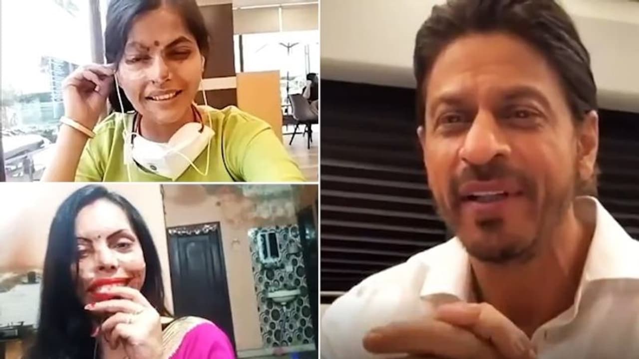 Shah Rukh Khan talks with acid attack survivors virtually; sings songs, makes marriage proposals, Watch video Shah Rukh Khan talks with acid attack survivors virtually; sings songs, makes marriage proposals, Watch video