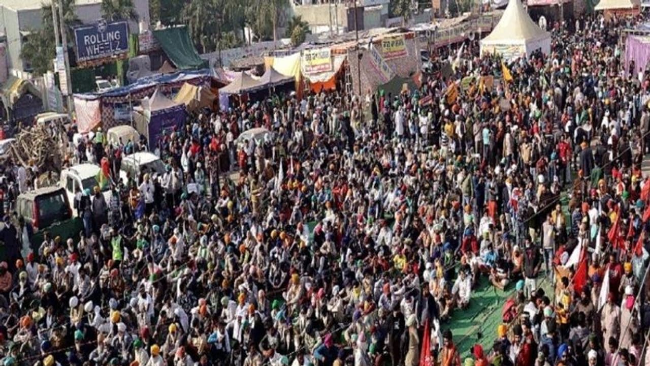 टिकरी बॉर्डर पर एक किसान ने की दूसरे किसान की हत्या, शराब के नशे में दोनों के बीच हुई थी लड़ाई टिकरी बॉर्डर पर एक किसान ने की दूसरे किसान की हत्या, शराब के नशे में दोनों के बीच हुई थी लड़ाई