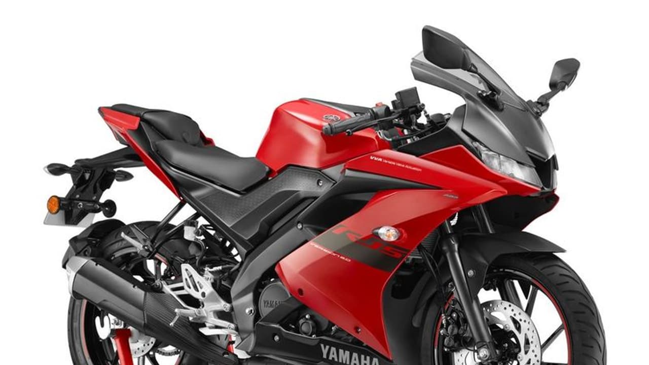 മെറ്റാലിക് റെഡ് കളര് ഓപ്ഷനില് യമഹ ആര്15 വി3.0 മെറ്റാലിക് റെഡ് കളര് ഓപ്ഷനില് യമഹ ആര്15 വി3.0