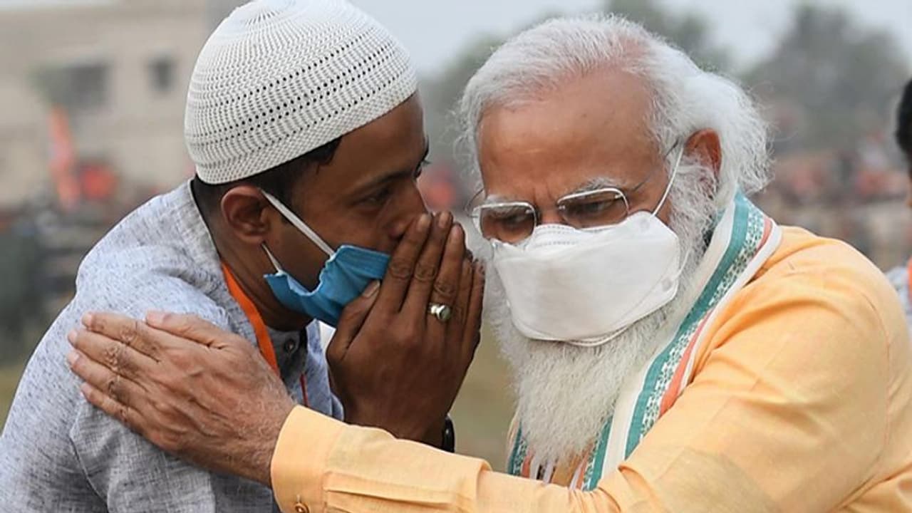 ಜೈ ಶ್ರೀರಾಮ್ಗೆ ಉರಿದುಬೀಳುವ ದೀದಿಗೆ ವಾರಣಾಸಿ ಕನಸು ಹೇಗೆ ಎಂದ ಮೋದಿ? ಜೈ ಶ್ರೀರಾಮ್ಗೆ ಉರಿದುಬೀಳುವ ದೀದಿಗೆ ವಾರಣಾಸಿ ಕನಸು ಹೇಗೆ ಎಂದ ಮೋದಿ?