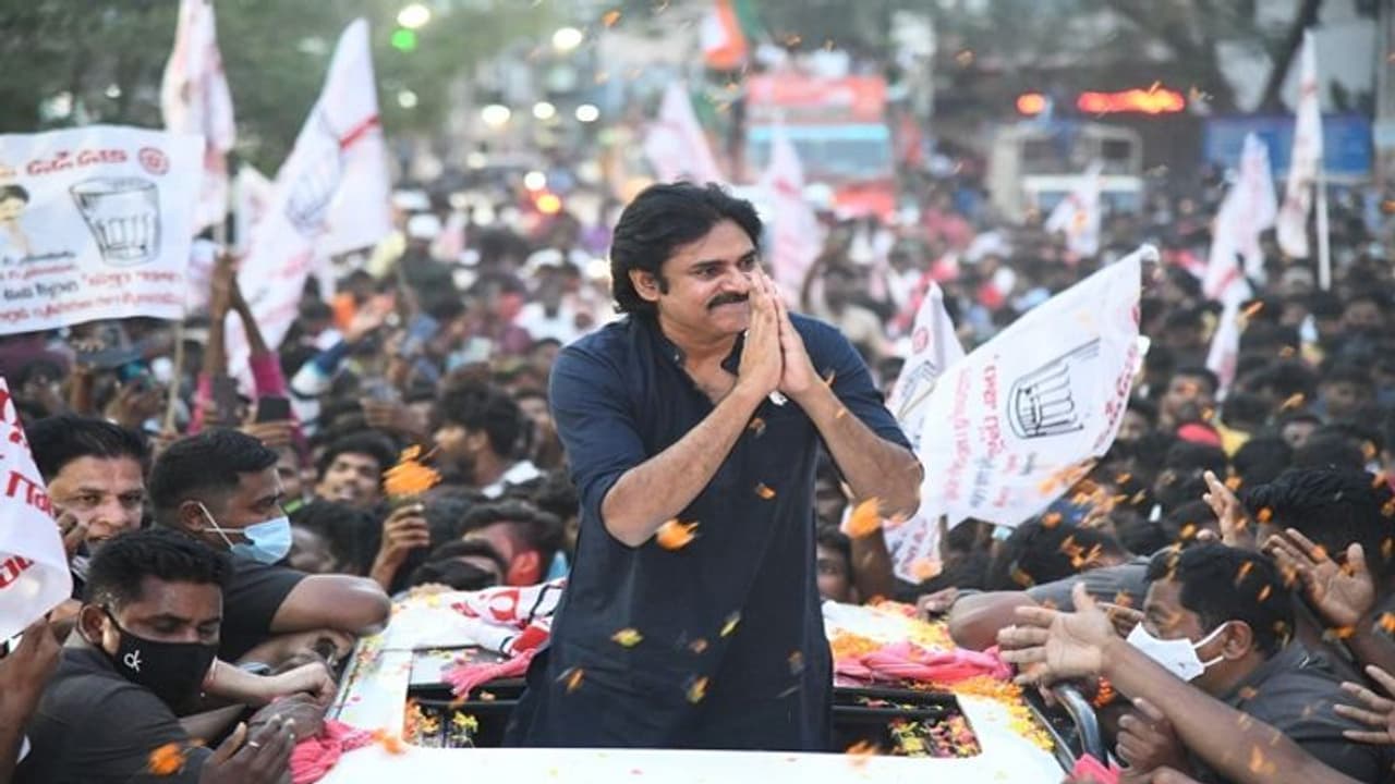 తిరుపతి ఉప ఎన్నిక: పవన్ కల్యాణ్ మీద బిజెపి కాడి తిరుపతి ఉప ఎన్నిక: పవన్ కల్యాణ్ మీద బిజెపి కాడి