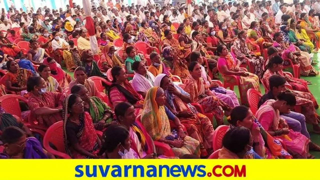 ಪ್ರಚಾರದ ವೇಳೆ ಕೋವಿಡ್‌ ನಿಯಮ ಕೇಳೋರಿಲ್ಲ: ರಾಜಕೀಯ ಪಕ್ಷಗಳ ವಿರುದ್ಧ ಜನಾಕ್ರೋಶ