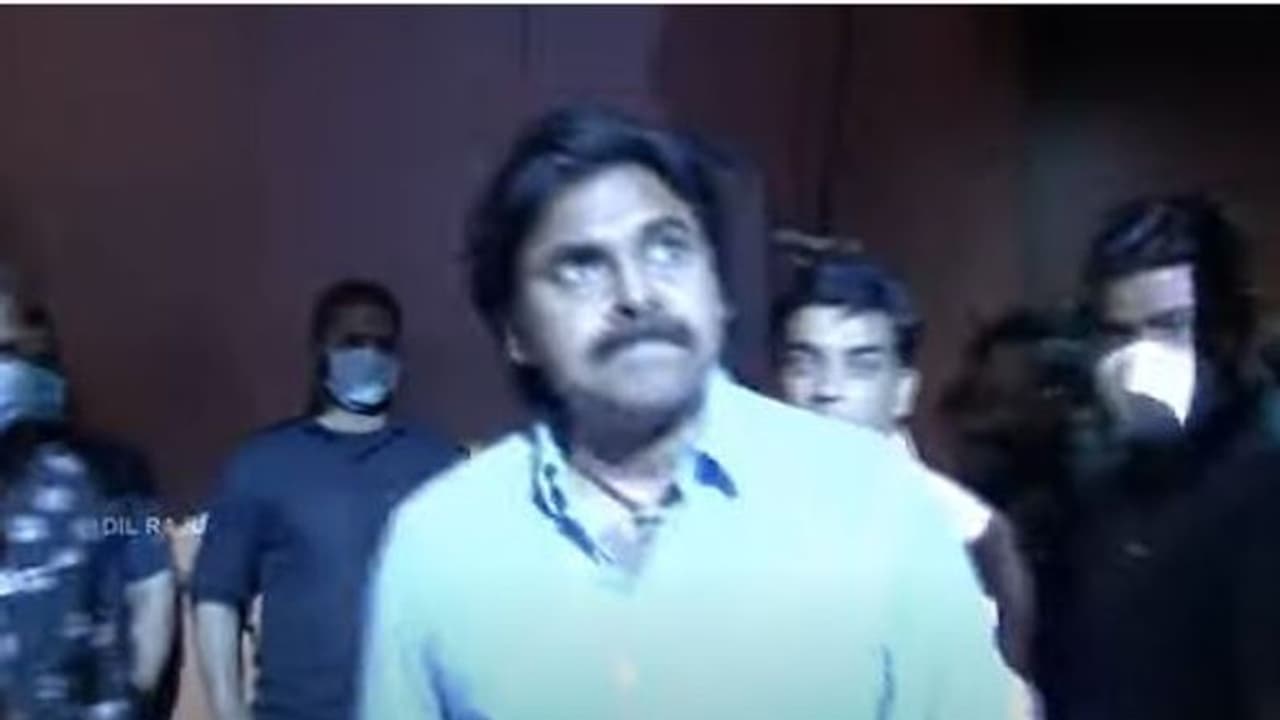 జనసేన, టీడీపీ మధ్య పొత్తు పొడుపు: పవన్ కల్యాణ్ గ్రీన్ సిగ్నల్?