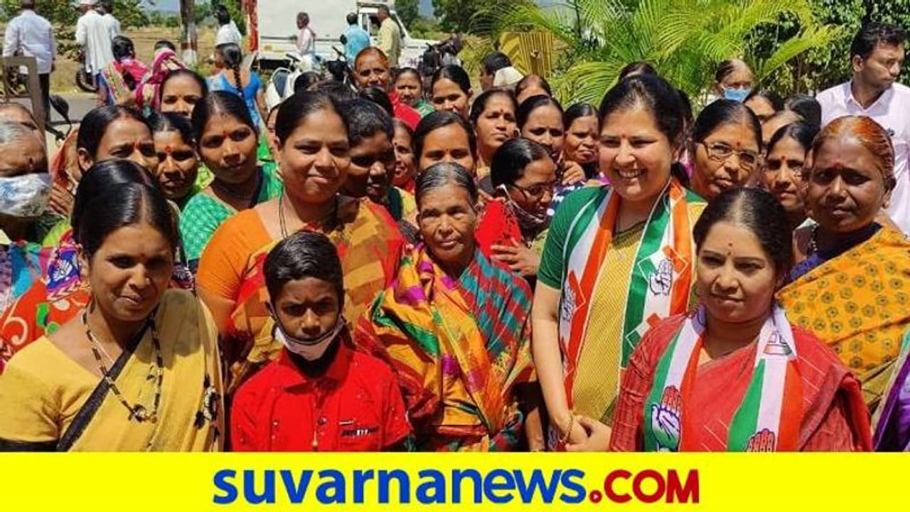 ಕೆಮ್ಮಿದ ಅಜ್ಜಿಗೆ ಮಾತ್ರೆ ತಗೋ ಎಂದ ಶಾಸಕಿ ಡಾ.ನಿಂಬಾಳ್ಕರ್‌