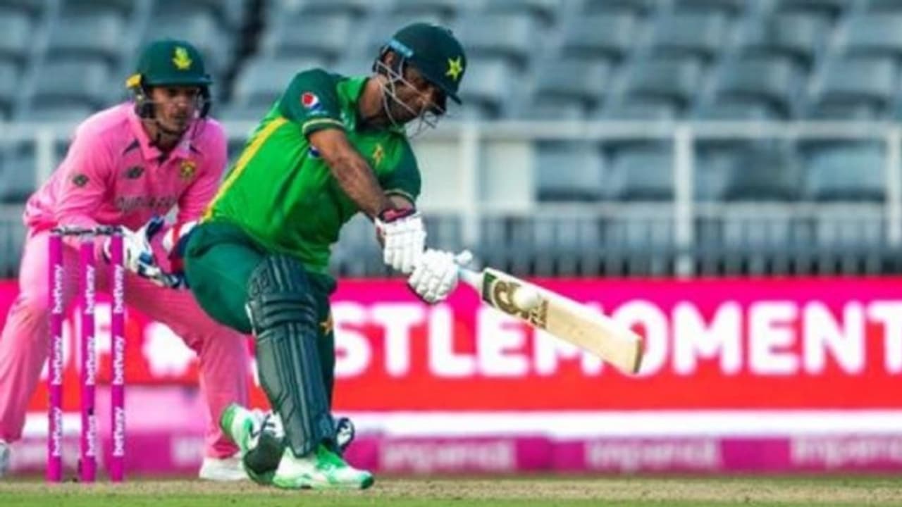 #RSAvsPAK 2வது ODI: தனி ஒருவனாக போராடி கடைசியில் இரட்டை சதத்தை தவறவிட்ட ஃபகர் ஜமான்..! தென்னாப்பிரிக்கா வெற்றி #RSAvsPAK 2வது ODI: தனி ஒருவனாக போராடி கடைசியில் இரட்டை சதத்தை தவறவிட்ட ஃபகர் ஜமான்..! தென்னாப்பிரிக்கா வெற்றி