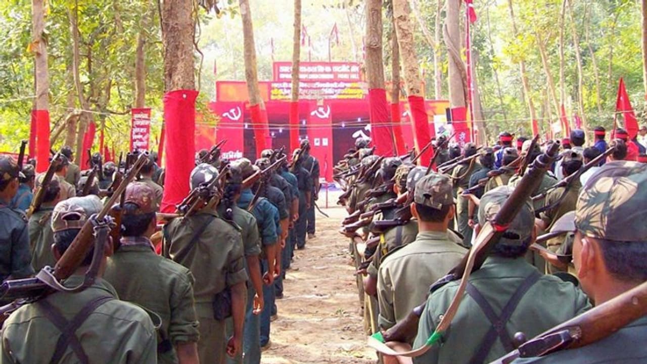 बीजापुर हमला: क्या है 'ऑपरेशन प्रहार', जिससे बौखला गई है नक्सलियों की गोरिल्ला आर्मी? बीजापुर हमला: क्या है 'ऑपरेशन प्रहार', जिससे बौखला गई है नक्सलियों की गोरिल्ला आर्मी?