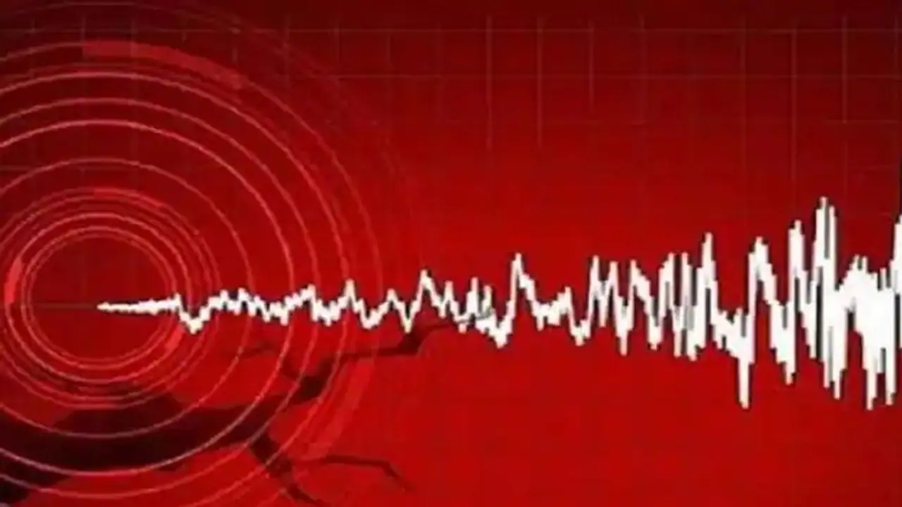 রাতের আতঙ্ক ফিরল সকালে, ফের ভূমিকম্পে কেঁপে উঠল উত্তরবঙ্গ
