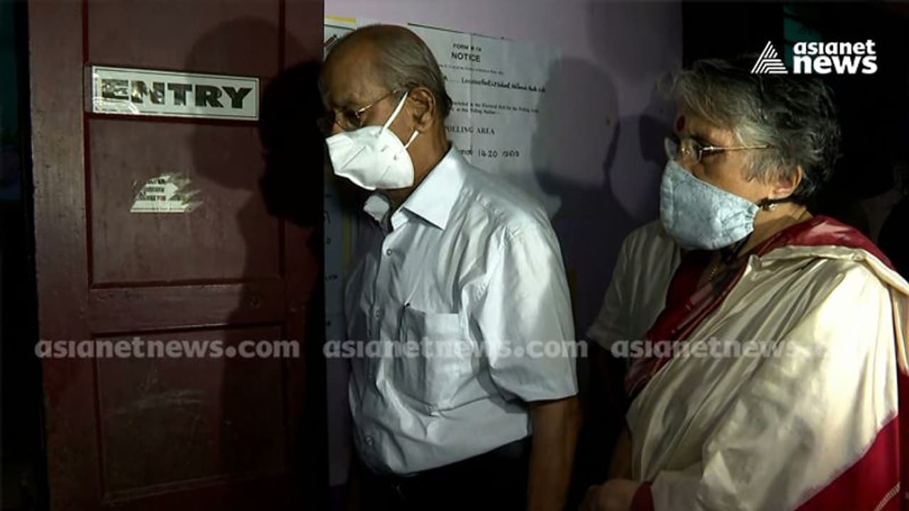 'പാലക്കാട് മികച്ച വിജയം നേടും, കേരളത്തിൽ ബിജെപി നില മെച്ചപ്പെടുത്തും': ഇ ശ്രീധരൻ 'പാലക്കാട് മികച്ച വിജയം നേടും, കേരളത്തിൽ ബിജെപി നില മെച്ചപ്പെടുത്തും': ഇ ശ്രീധരൻ