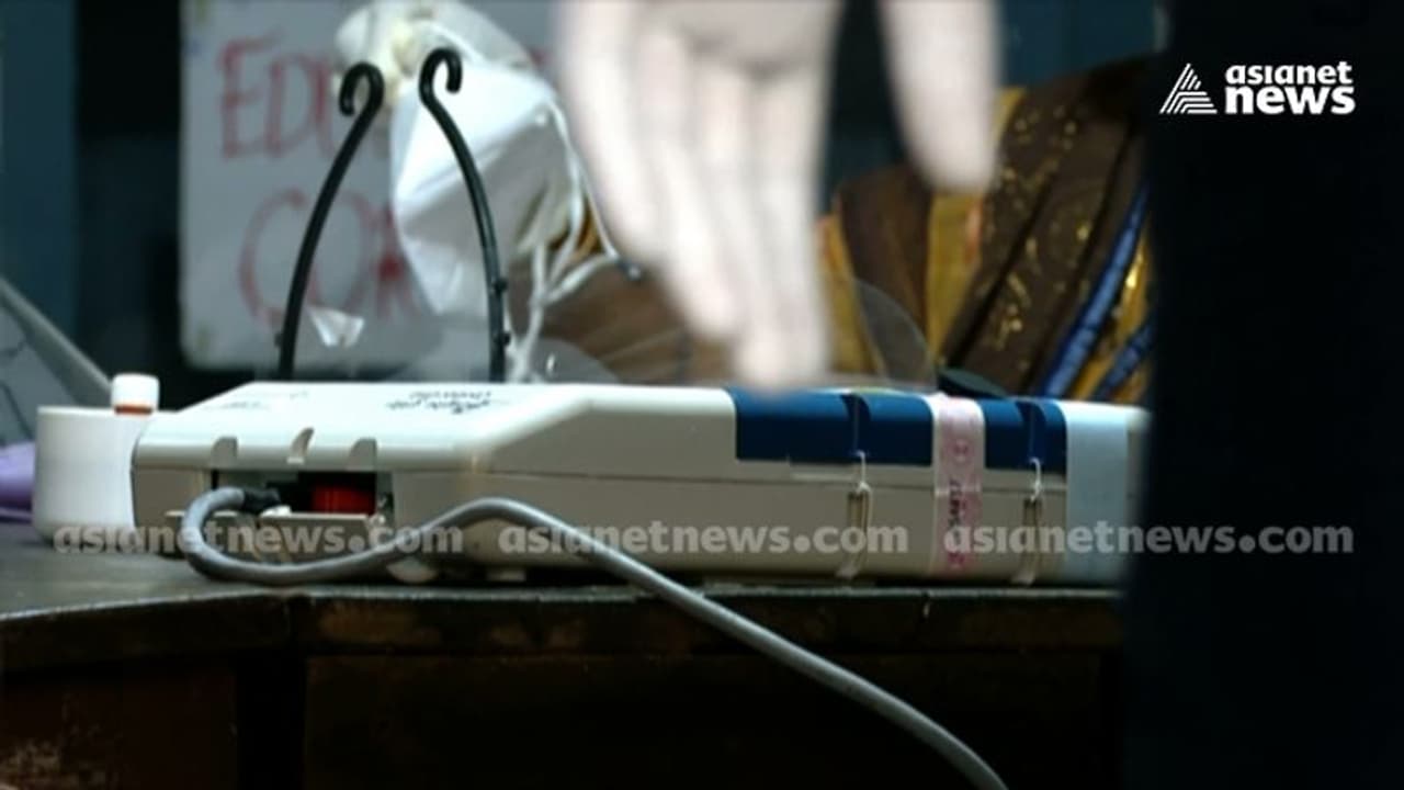 ಬಂಗಾಳದಲ್ಲಿಂದು ಕಡೆಯ ಹಂತದ ಚುನಾವಣೆ: 35 ಕ್ಷೇತ್ರದಲ್ಲಿ ಮತದಾನ! ಬಂಗಾಳದಲ್ಲಿಂದು ಕಡೆಯ ಹಂತದ ಚುನಾವಣೆ: 35 ಕ್ಷೇತ್ರದಲ್ಲಿ ಮತದಾನ!