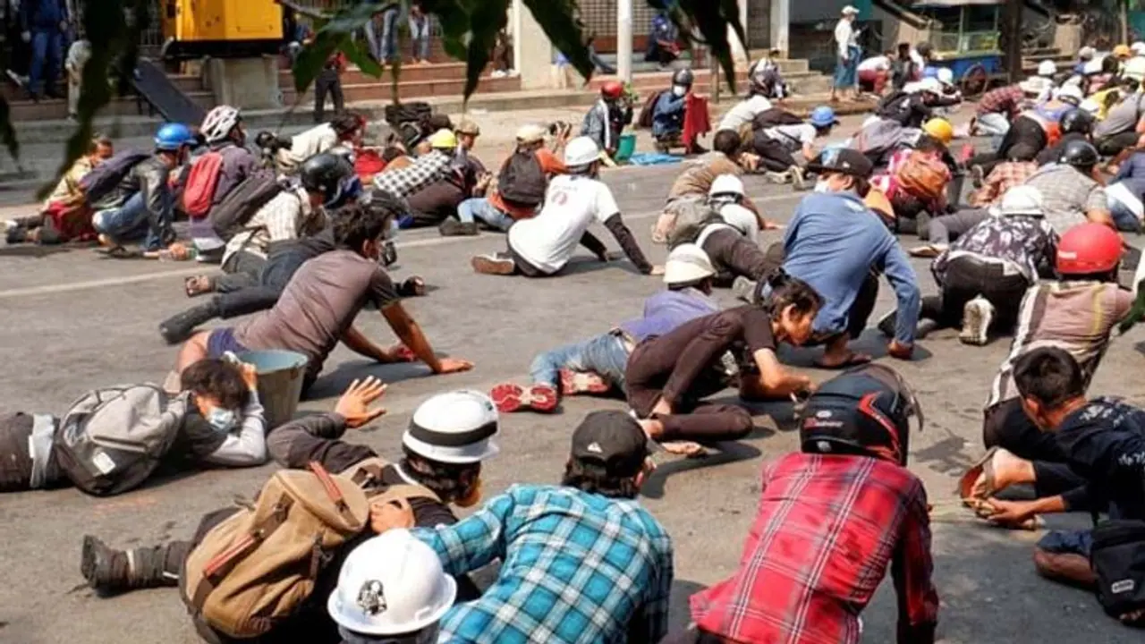 अपने ही नागरिकों पर एयर स्ट्राइक और बमबारी कर रही जुंटा सेना, UN ने नागरिकों की सुरक्षा पर चिंता जताई