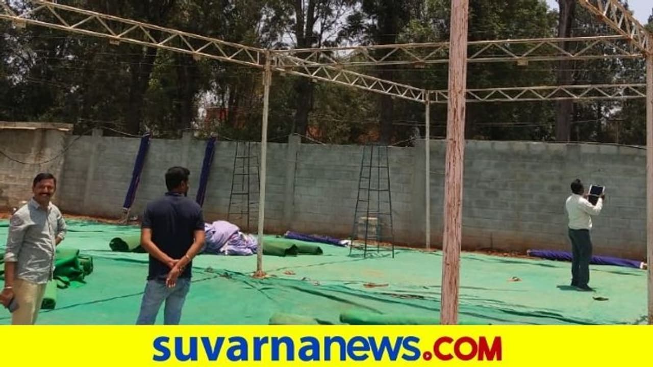 ಲೈಟಿಂಗ್ಸ್ ಹಾಕುವಾಗ ವಿದ್ಯುತ್ ಹರಿದು ನಾಲ್ವರು ಸಾವು ಲೈಟಿಂಗ್ಸ್ ಹಾಕುವಾಗ ವಿದ್ಯುತ್ ಹರಿದು ನಾಲ್ವರು ಸಾವು