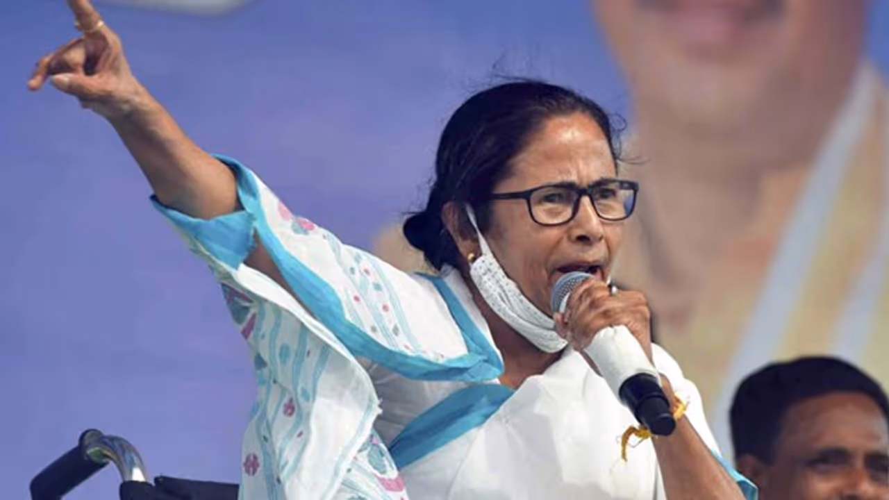 Bengal polls: ‘Mamata Banerjee won't campaign in Kolkata, rallies timing curtailed to 30 minutes’, says TMC Bengal polls: ‘Mamata Banerjee won't campaign in Kolkata, rallies timing curtailed to 30 minutes’, says TMC