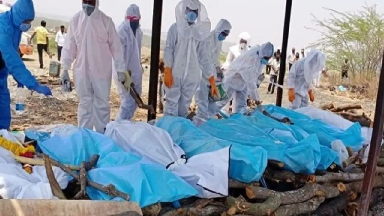 கொலைவெறியில் கொரோனா... ஒரே நாளில் பலி எண்ணிக்கை, பாதிப்பு புதிய உச்சம்.. பீதியில் பொதுமக்கள்..!