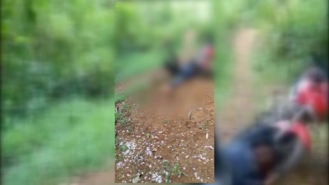 കളിക്കാനായുള്ള പണത്തെ ചൊല്ലി തര്ക്കം; പതിനേഴുകാരന് ക്രൂരമര്ദ്ദനം കളിക്കാനായുള്ള പണത്തെ ചൊല്ലി തര്ക്കം; പതിനേഴുകാരന് ക്രൂരമര്ദ്ദനം