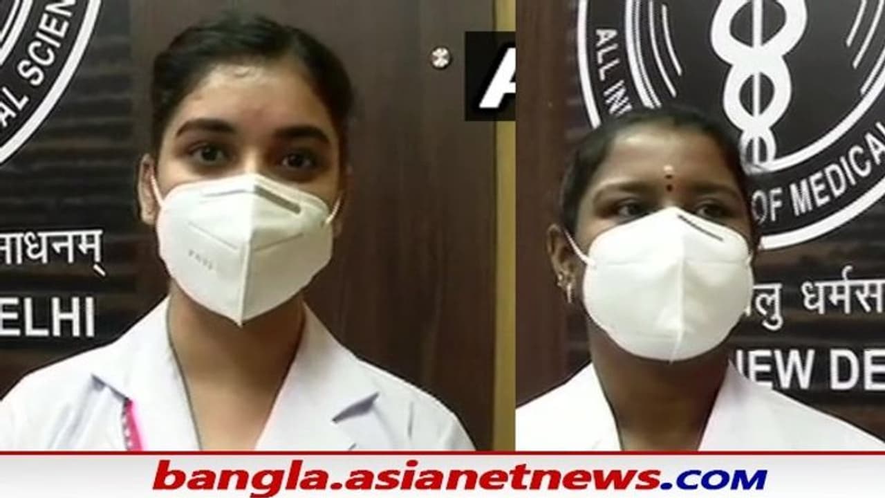 আলাপ করুন দুই নার্সের সঙ্গে, যাঁরা করোনাভাইরাসের টিকা দিলেন প্রধানমন্ত্রীকে আলাপ করুন দুই নার্সের সঙ্গে, যাঁরা করোনাভাইরাসের টিকা দিলেন প্রধানমন্ত্রীকে