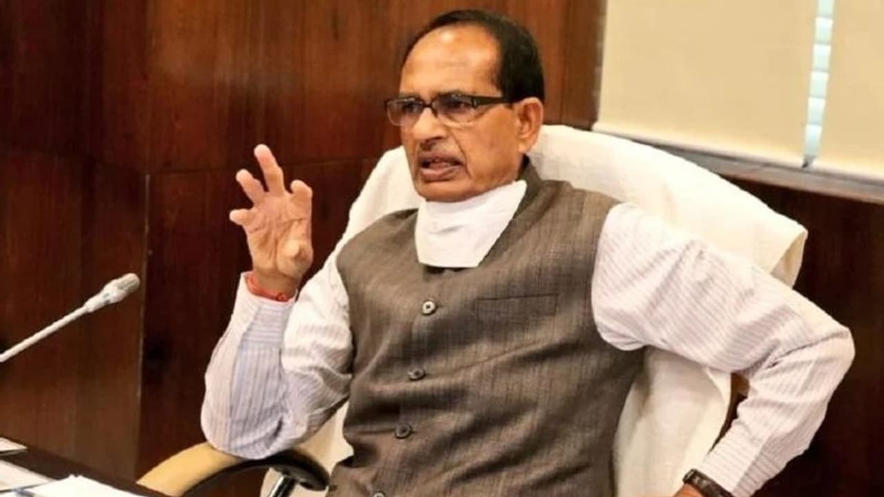 MP के सभी शहरों में 2 दिन का लॉकडाउन, 60 घंटे तक घर में रहना होगा..जानिए क्या खुला क्या रहेगा बंद MP के सभी शहरों में 2 दिन का लॉकडाउन, 60 घंटे तक घर में रहना होगा..जानिए क्या खुला क्या रहेगा बंद