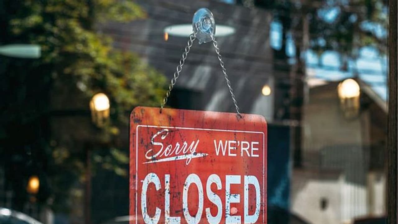 కరోనా అలర్ట్ : మంగళగిరిలో నేటి నుంచి కఠిన ఆంక్షలు ! కరోనా అలర్ట్ : మంగళగిరిలో నేటి నుంచి కఠిన ఆంక్షలు !