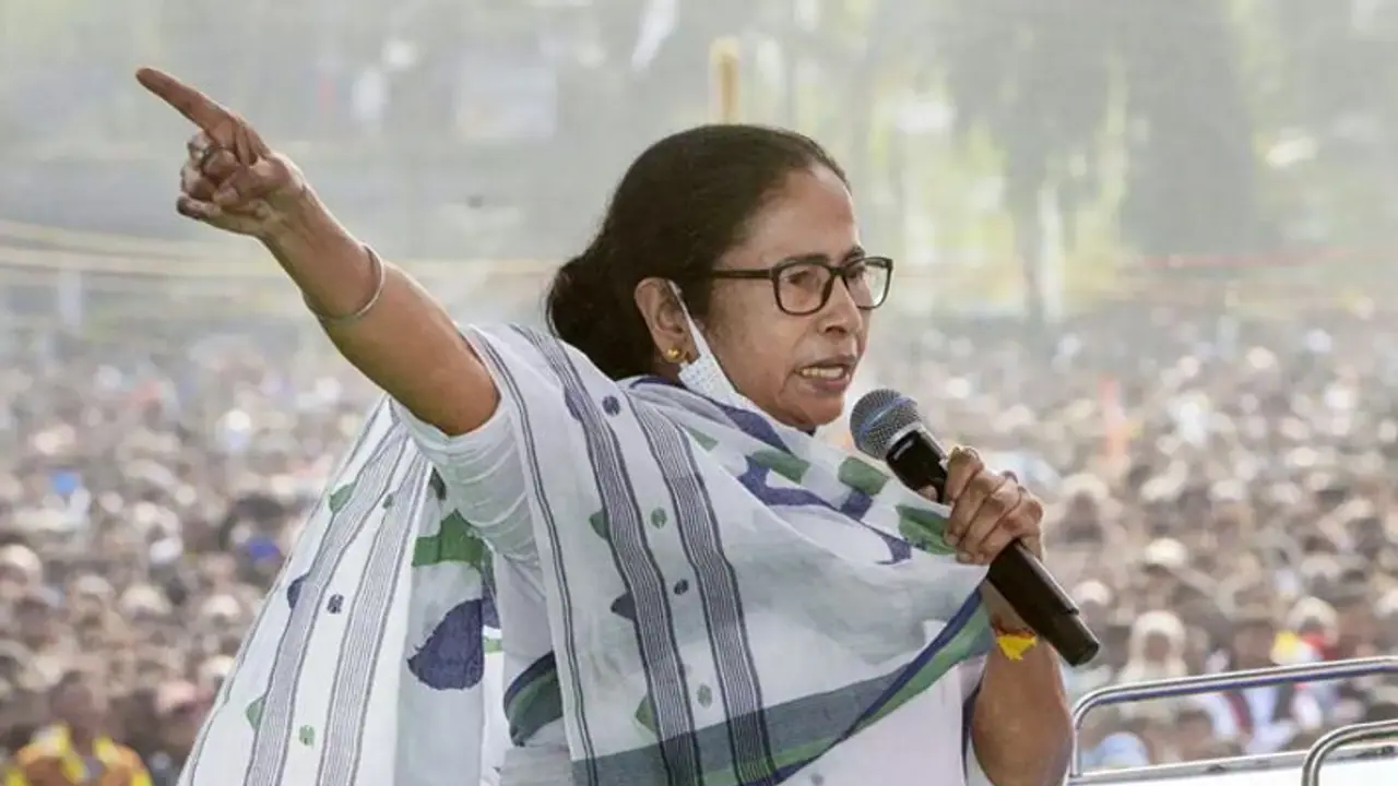 West Bengal Exit Poll Result 2021: బీజేపీకి షాక్, మమతకు పట్టం కట్టిన ఏబీపీ సి ఓటర్