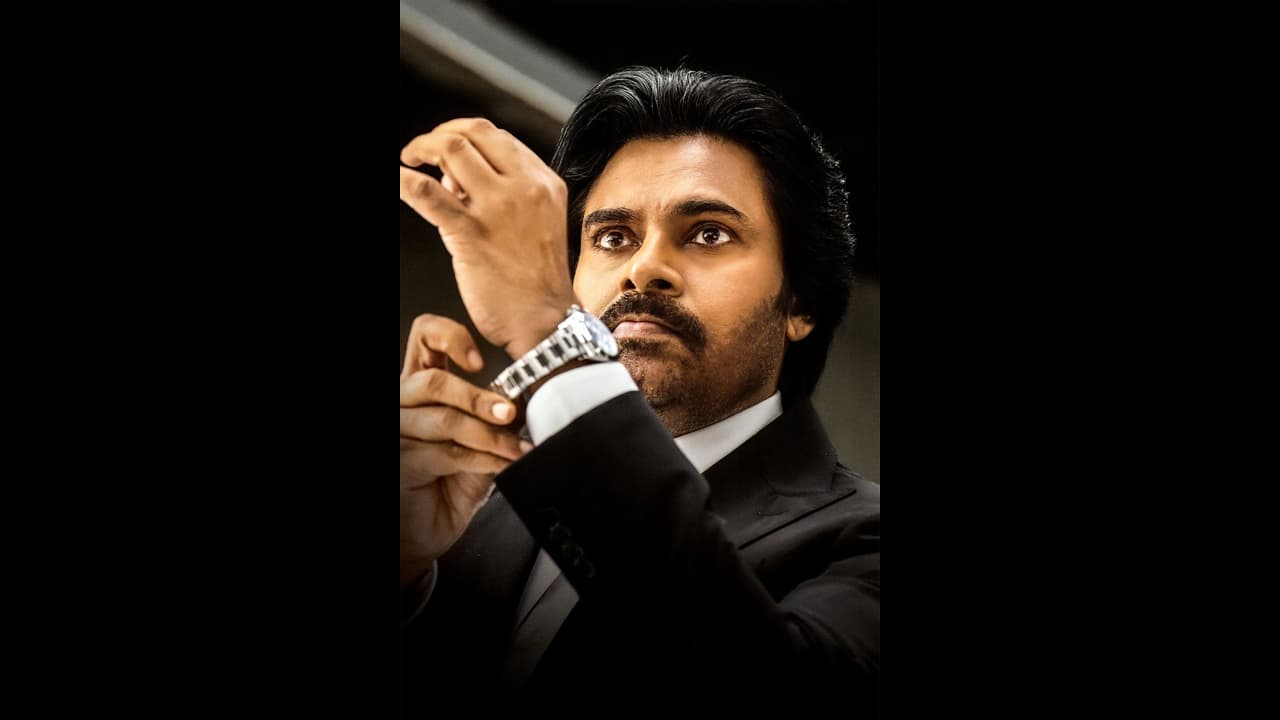 వకీల్ సాబ్ మానియా: ఎమ్మెల్యేకు పవన్ కల్యాణ్ ఫ్యాన్స్ సెగ వకీల్ సాబ్ మానియా: ఎమ్మెల్యేకు పవన్ కల్యాణ్ ఫ్యాన్స్ సెగ