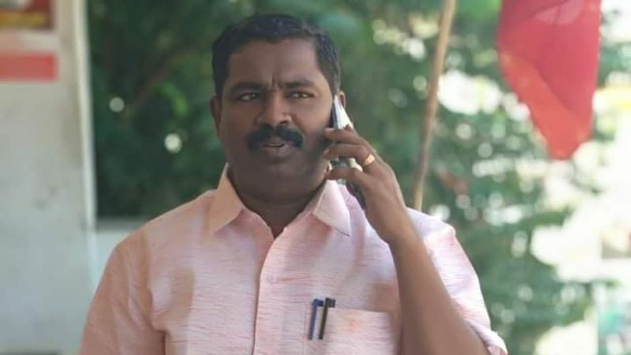 മന്ത്രി പി തിലോത്തമന്റെ അഡീഷണൽ പ്രൈവറ്റ് സെക്രട്ടറിയെ പുറത്താക്കി സിപിഐ മന്ത്രി പി തിലോത്തമന്റെ അഡീഷണൽ പ്രൈവറ്റ് സെക്രട്ടറിയെ പുറത്താക്കി സിപിഐ