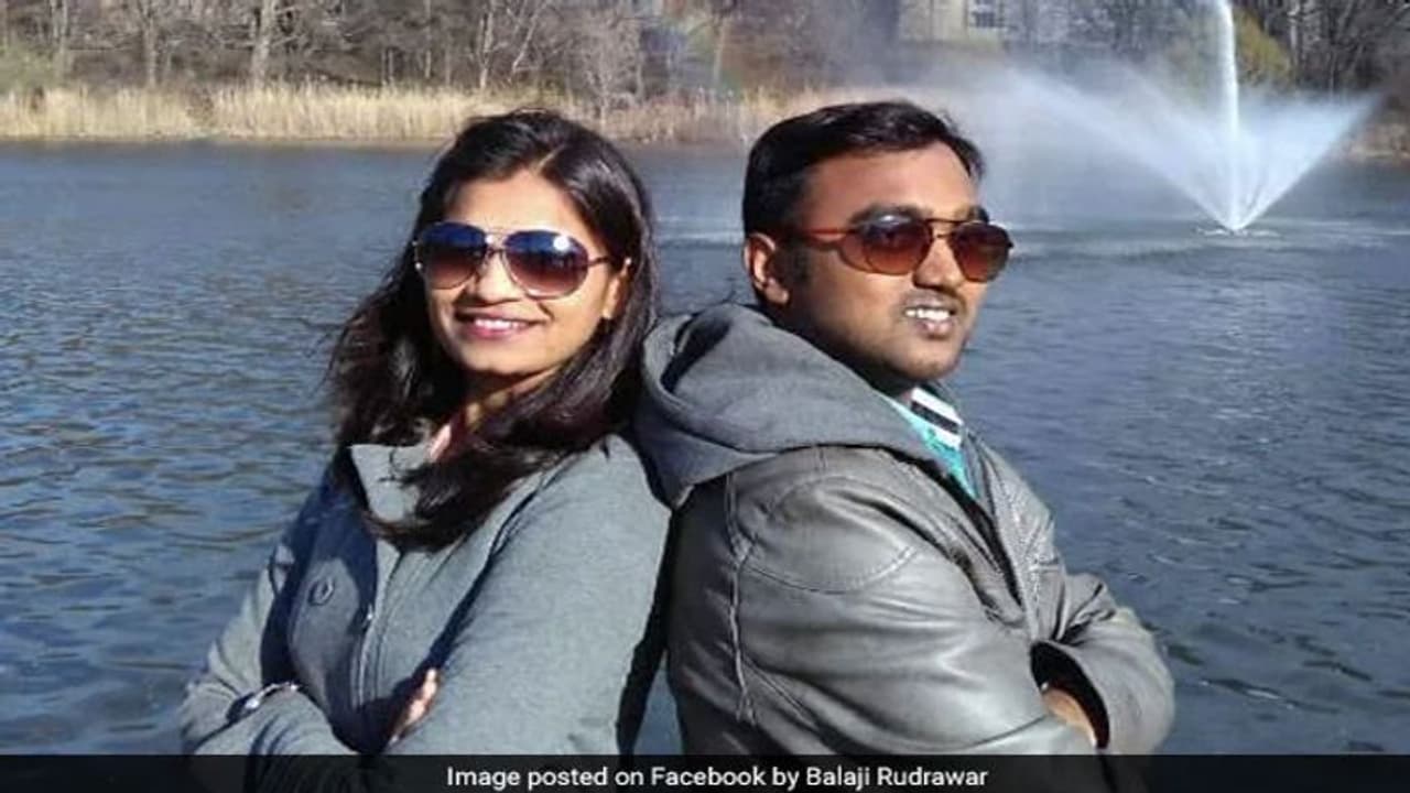 అమెరికాలో ఇండియన్ టెక్కీ దంపతుల మృతి.. బాల్కనీలో నాలుగేళ్ల చిన్నారి అమెరికాలో ఇండియన్ టెక్కీ దంపతుల మృతి.. బాల్కనీలో నాలుగేళ్ల చిన్నారి