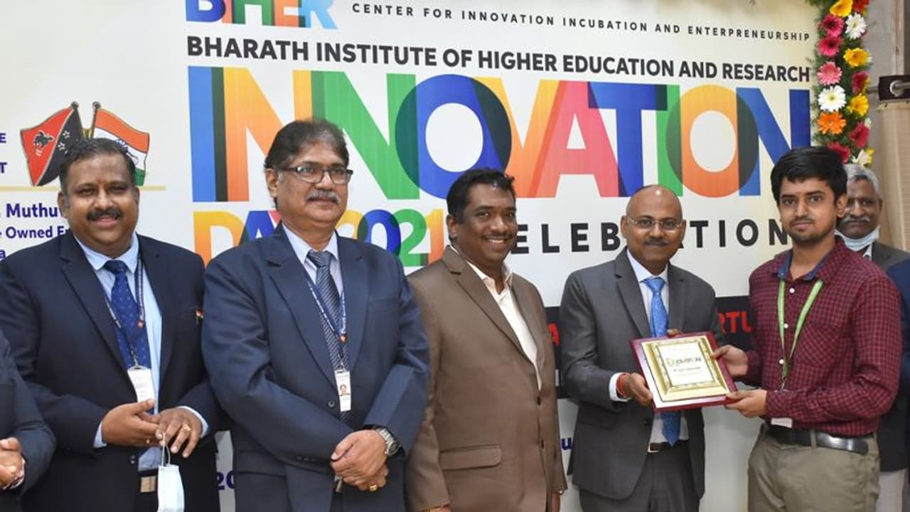 பாரத் உயர்கல்வி நிறுவனத்தில் நடந்த புதுமை கண்டுபிடிப்பு தின நிகழ்ச்சியில் பப்புவா நியூகினியா நாட்டின் அமைச்சர்