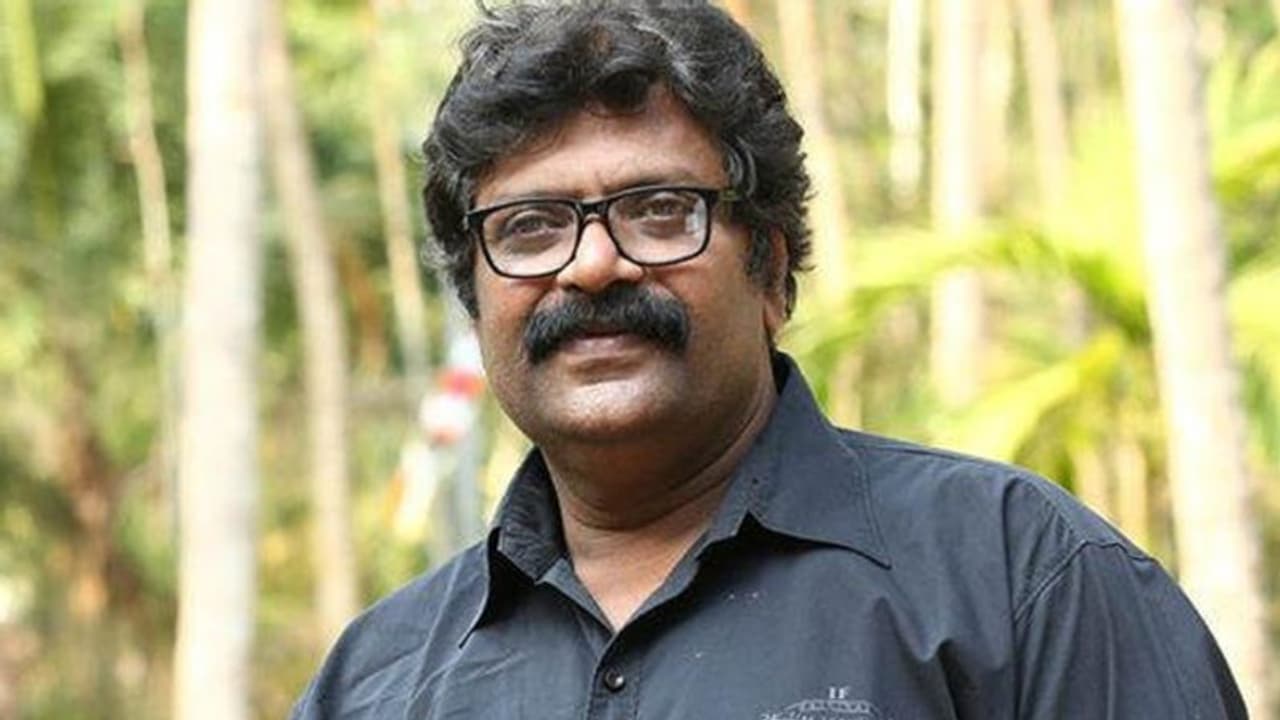 फिल्ममेकर Ali Akbar ने इस्लाम छोड़ अपनाया हिंदू धर्म, रामसिम्हन बन करेंगे अब भारत की सेवा फिल्ममेकर Ali Akbar ने इस्लाम छोड़ अपनाया हिंदू धर्म, रामसिम्हन बन करेंगे अब भारत की सेवा