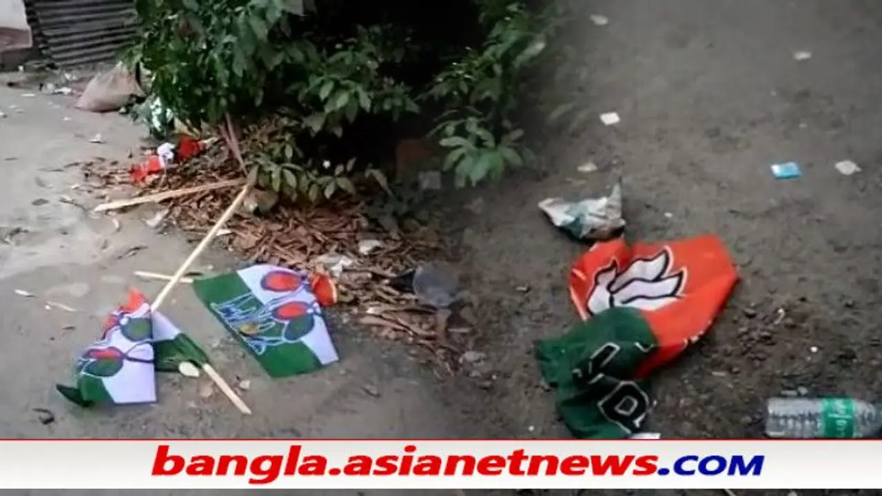 ভোট মিটলেও হিংসা থামল না ডোমজুড়ে, 'খেলা হবে' বনাম 'জয় শ্রীরাম' এ থমথমে এলাকা ভোট মিটলেও হিংসা থামল না ডোমজুড়ে, 'খেলা হবে' বনাম 'জয় শ্রীরাম' এ থমথমে এলাকা