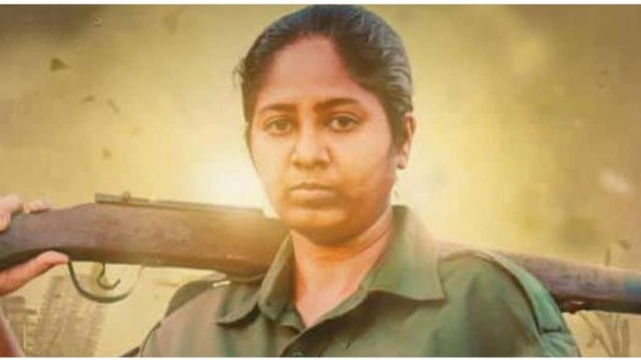 சந்தன மரக் கடத்தல் வீரப்பன் வாழ்ந்த சத்தியமங்கலம் காட்டில் பணப் புதையல்... வீரப்பன் மகள் பரபரப்பு தகவல்..! சந்தன மரக் கடத்தல் வீரப்பன் வாழ்ந்த சத்தியமங்கலம் காட்டில் பணப் புதையல்... வீரப்பன் மகள் பரபரப்பு தகவல்..!