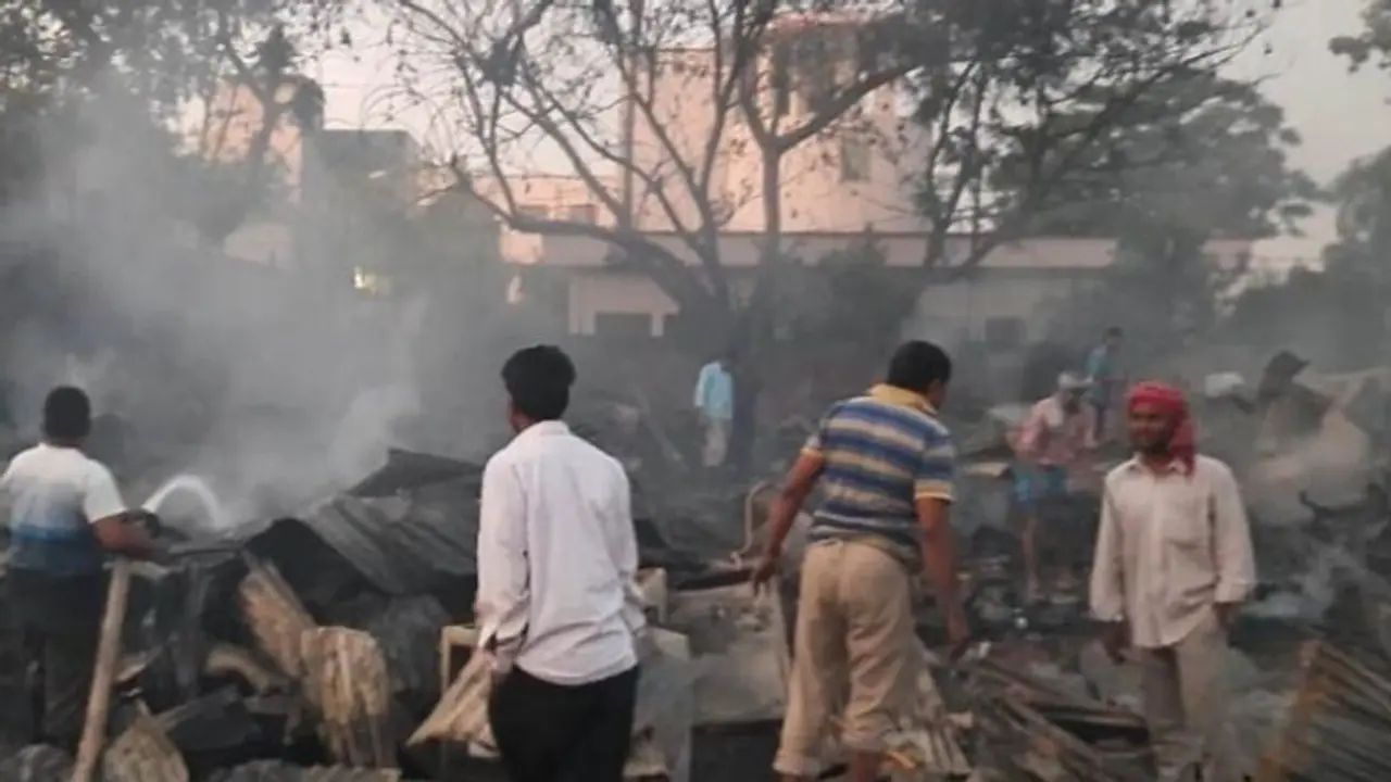 गरुग्राम में 100 आशियाने जलकर हुए राख, हर सेकंड पर फटा एक गैस सिलेंडर..दूर तक सुनाई दी ब्लास्ट की गूंज