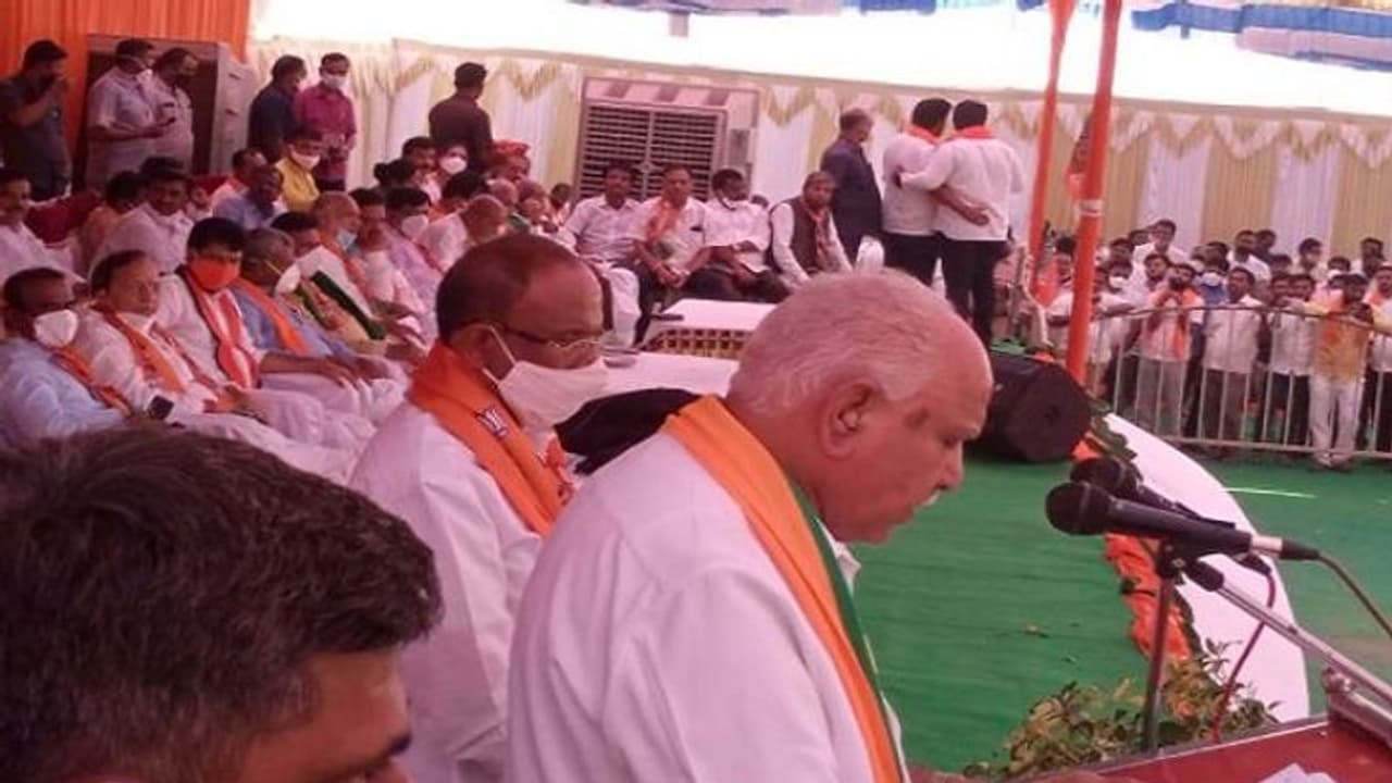 ಮಸ್ಕಿ ಬಿಜೆಪಿ ಅಭ್ಯರ್ಥಿಗೆ ಕೊರೋನಾ ದೃಢ, ಸಿಎಂ ಸೇರಿದಂತೆ ಹಲವು ನಾಯಕರಿಗೆ ಆತಂಕ ಮಸ್ಕಿ ಬಿಜೆಪಿ ಅಭ್ಯರ್ಥಿಗೆ ಕೊರೋನಾ ದೃಢ, ಸಿಎಂ ಸೇರಿದಂತೆ ಹಲವು ನಾಯಕರಿಗೆ ಆತಂಕ