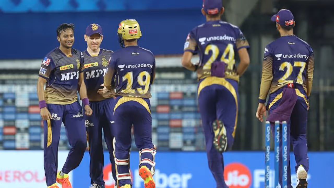 #IPL2021 டீம்ல எடுத்துட்டோம் என்பதற்காக முதல் மேட்ச்சுலயே அவரை ஆடவைப்பதா..? என்ன கேகேஆர் இதெல்லாம்?