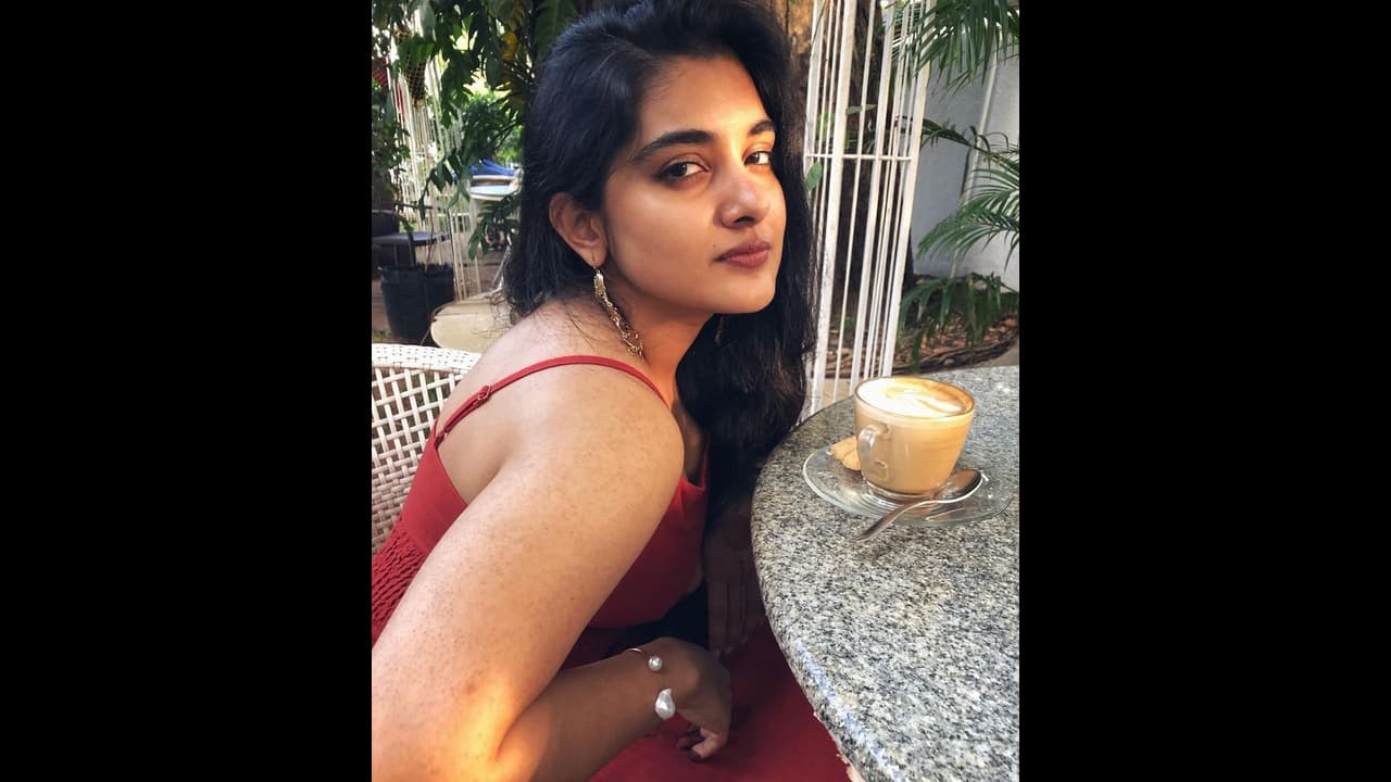 నివేదా బంపర్ ఆఫర్.. సూపర్ స్టార్తో రొమాన్స్? నివేదా బంపర్ ఆఫర్.. సూపర్ స్టార్తో రొమాన్స్?