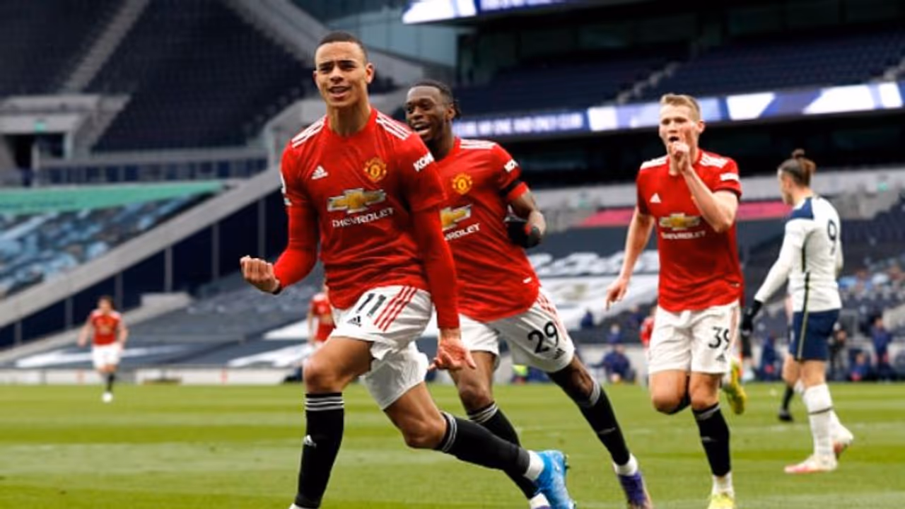 പ്രീമിയര് ലീഗ്: ടോട്ടനത്തെ മലര്ത്തിയടിച്ച് യുണൈറ്റഡ്, ആഴ്സണലിനും മിന്നും ജയം പ്രീമിയര് ലീഗ്: ടോട്ടനത്തെ മലര്ത്തിയടിച്ച് യുണൈറ്റഡ്, ആഴ്സണലിനും മിന്നും ജയം