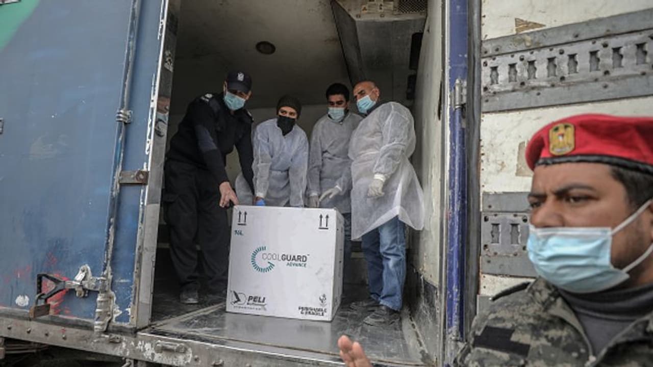 கொரோனா சிகிச்சைக்கு ரெம்டெசிவிர் மருந்தால் பலன் கொடுக்காது... ஆய்வில் பகீர் தகவல்..!