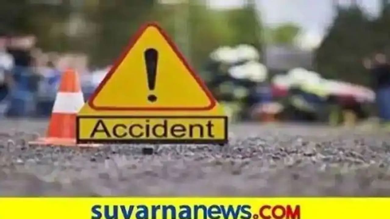 ಯಾದಗಿರಿ: ಬಸ್‌ಗೆ ಕಾಯುವ ವೇಳೆ ಲಾರಿ ಹಾಯ್ದು ತಾಯಿ, ಮಗು ಸಾವು