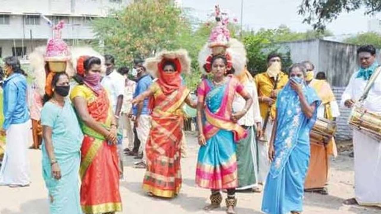 ಕಲೆ ಉಳಿವಿಗೆ ಎಲ್ಲರೂ ಮನಸು ಮಾಡಿ: ಪ್ರಸನ್ನಕುಮಾರ್ ಕಲೆ ಉಳಿವಿಗೆ ಎಲ್ಲರೂ ಮನಸು ಮಾಡಿ: ಪ್ರಸನ್ನಕುಮಾರ್